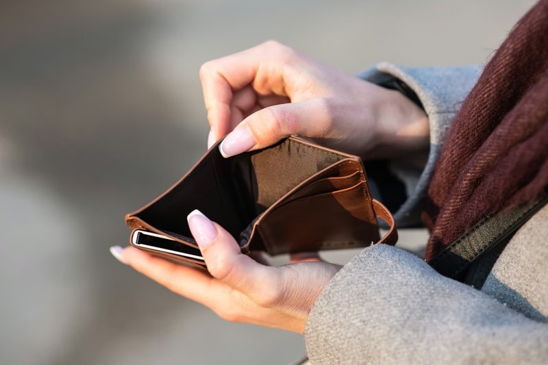 Cartera vac&iacute;a, falta de liquidez para pago de ISR